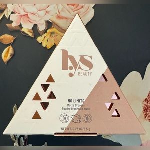 Lys Beauty Makeup No Limits Matte Bronzer Color: Courage Buildable matte bronzer